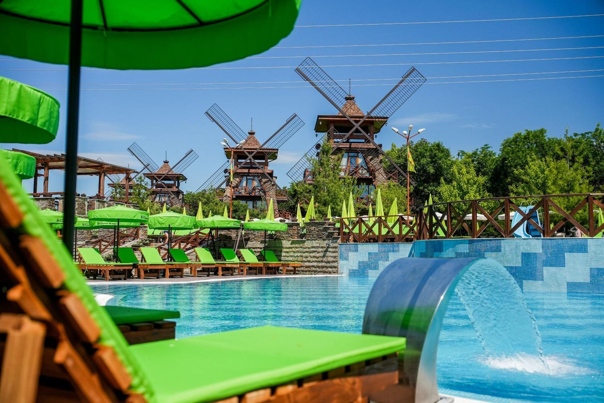 The Wind Mills Hydropark Hotell Gorna Malina Eksteriør bilde