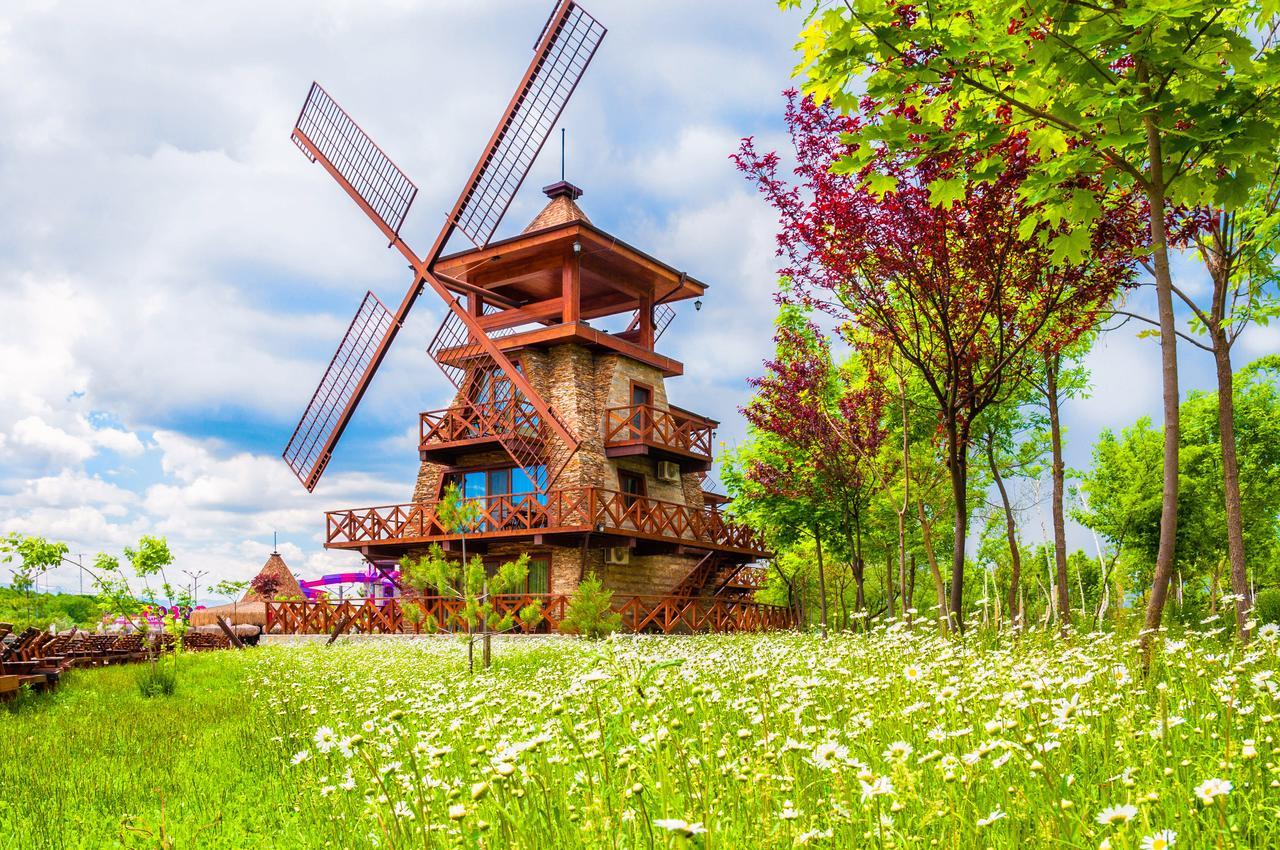 The Wind Mills Hydropark Hotell Gorna Malina Eksteriør bilde